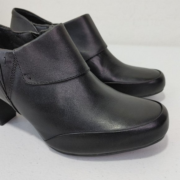 Clarks Bendables Ankle Leather Booties Black Size 8.5 - Picture 3 of 11
